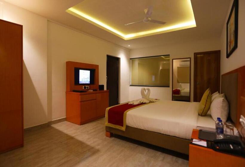 带按摩浴盆的套房, V One Hotel Ambara Elite