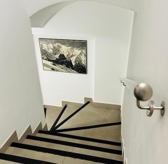 Апартаменты 1 Спальня, Apartahotel Canfranc