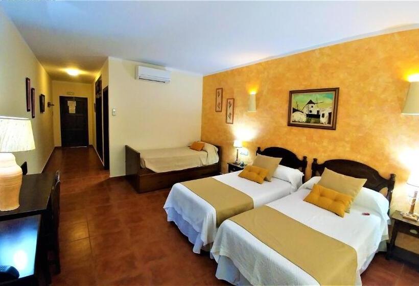 Habitación Familiar, Las Calas