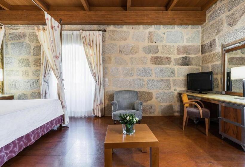 Полулюкс, Eurostars Monumento Monasterio De San Clodio