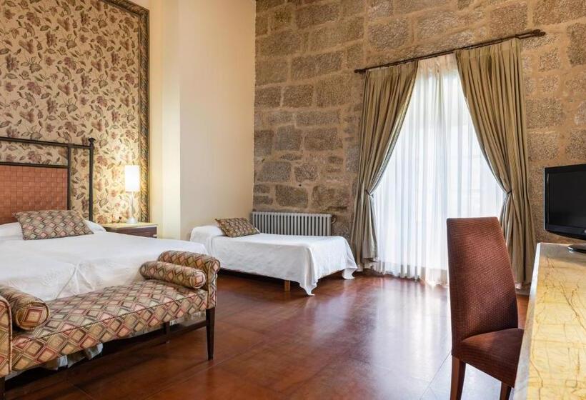 Трехместный Номер Базовый, Eurostars Monumento Monasterio De San Clodio