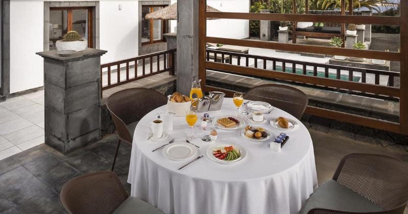 带花园景观和一个卧室的别墅, Paradisus by Meliá Salinas Lanzarote
