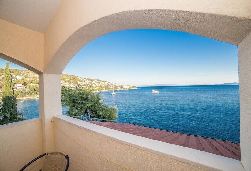 דירת חדר, Apartments Villa Sea