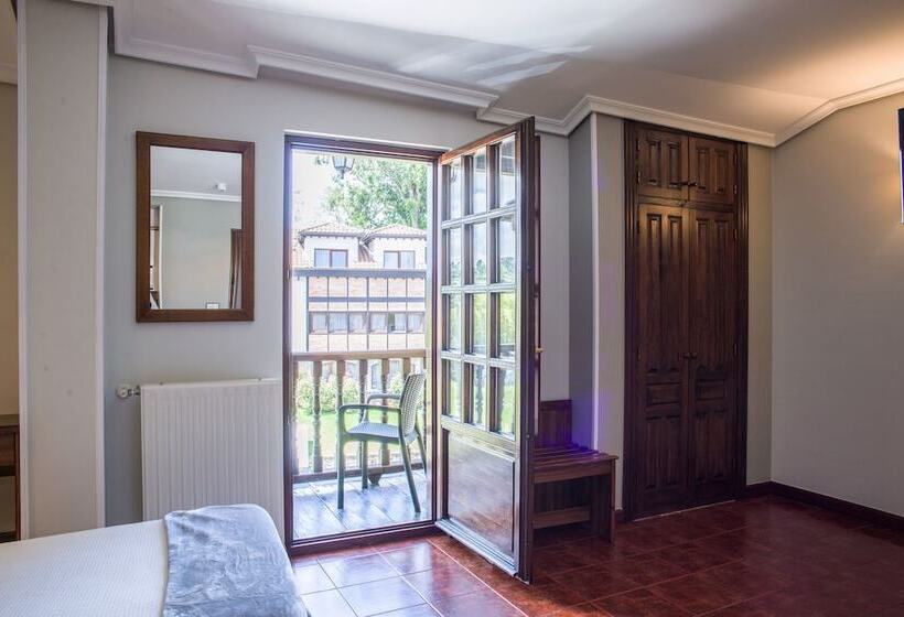 스탠다드 스튜디오, Apartamentos Capriccio
