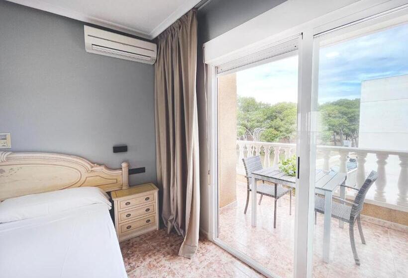 Четырехместный Номер Deluxe, Parquemar Premium Beach