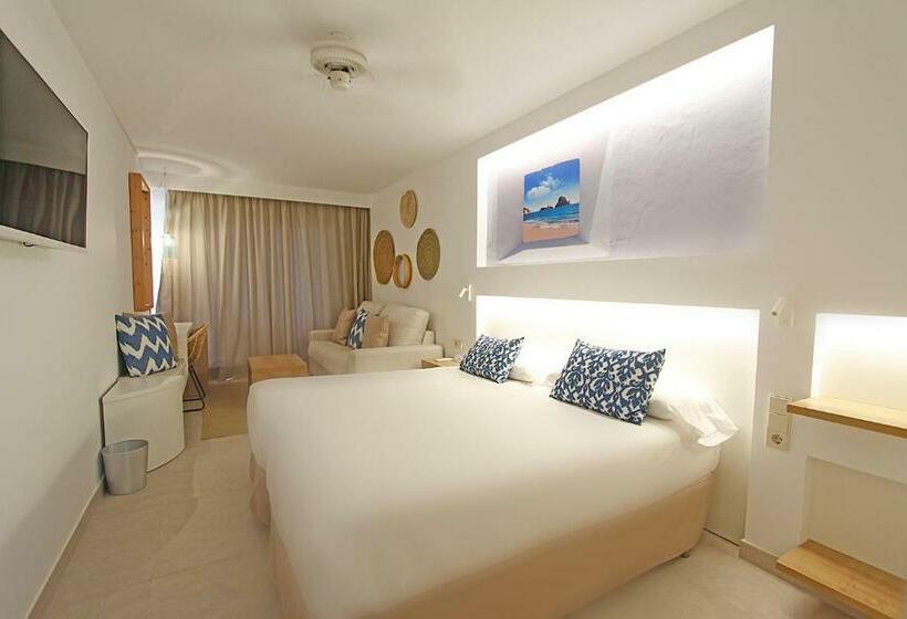 Люкс, Bg Hotel Portinatx Beach Club