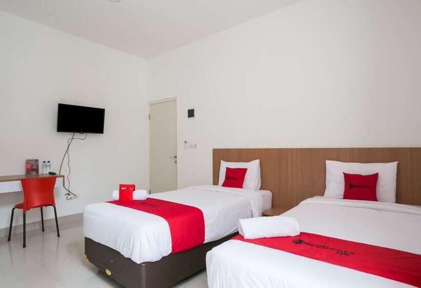 Номер Стандарт, Reddoorz Syariah Near Lapangan Pancasila Simpang Lima