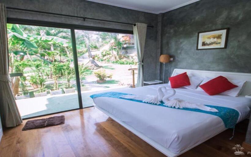 キングサイズベッドのスタンダードルーム, Suanya Kohkood Resort And Spa