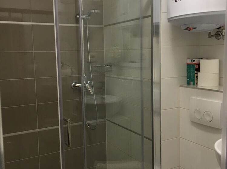 스탠다드 룸, Central Split Rooms And Apartments Paese