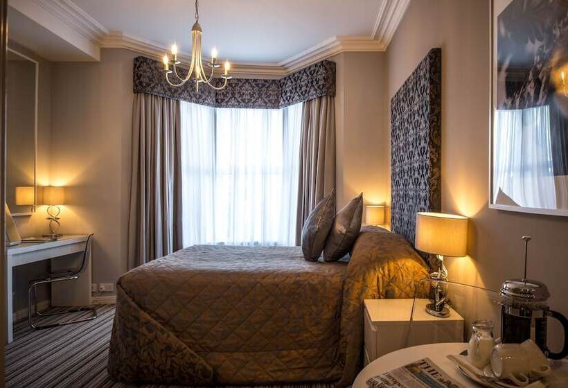 Номер Стандарт, York House