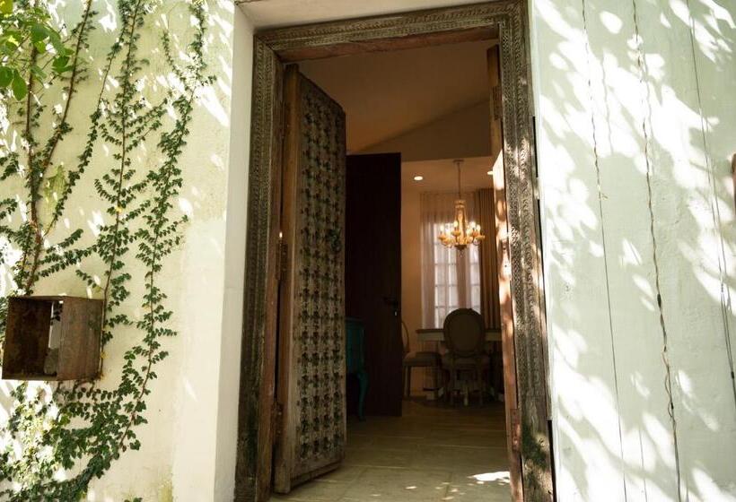 스위트 킹사이즈 침대, Alko Hotel Casa Nispero