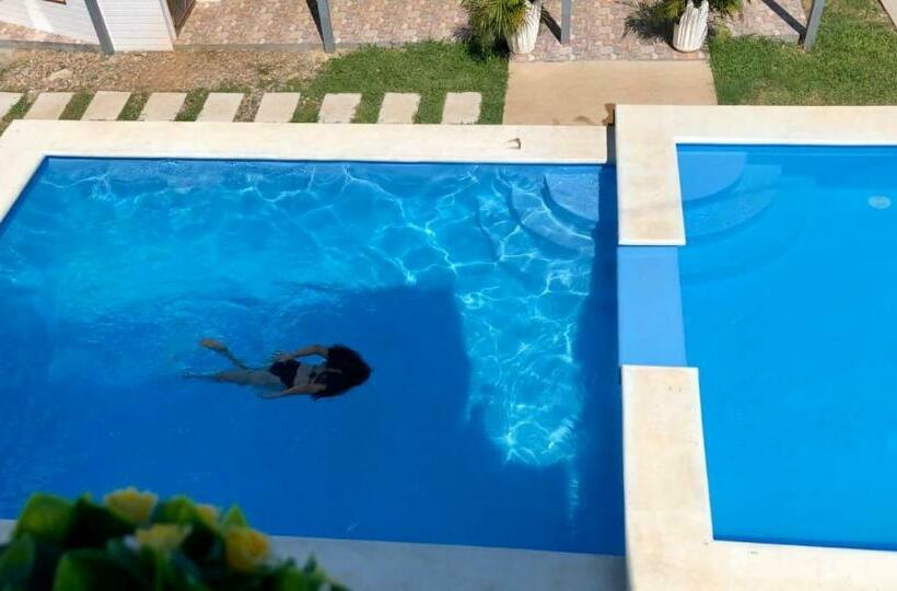 اتاق لوکس, Hostal Vista Del Mar