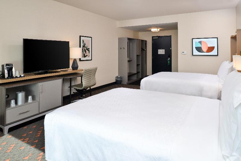 残疾人使用的带特大床的标准间, Holiday Inn Fort Worth   Alliance By Ihg
