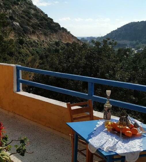 اتاق لوکس با بالکن, Oleander S Garden Traditional Cretan Cottage