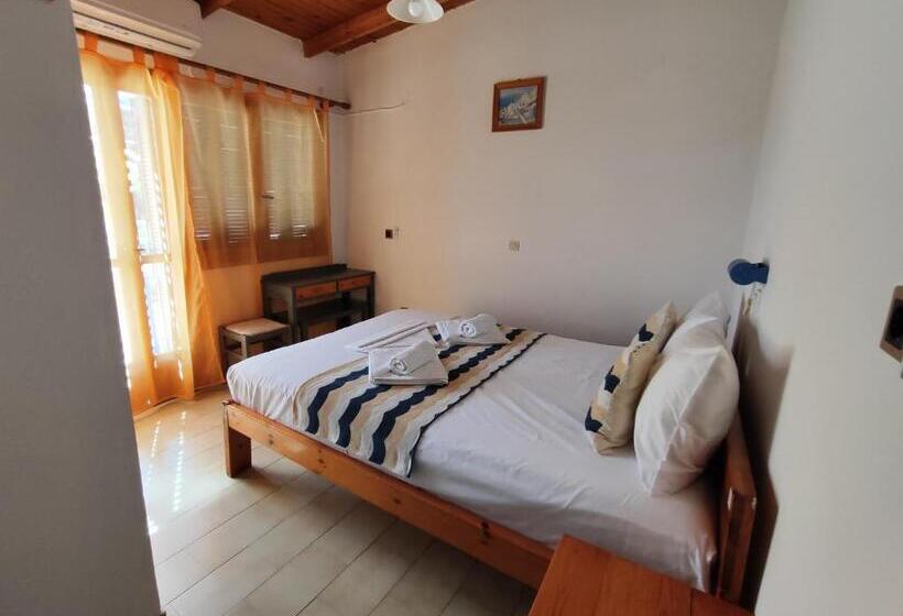 اتاق لوکس با بالکن, Oleander S Garden Traditional Cretan Cottage