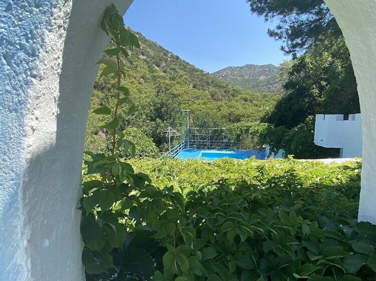 استودیو خانوادگی, Oleander S Garden Traditional Cretan Cottage