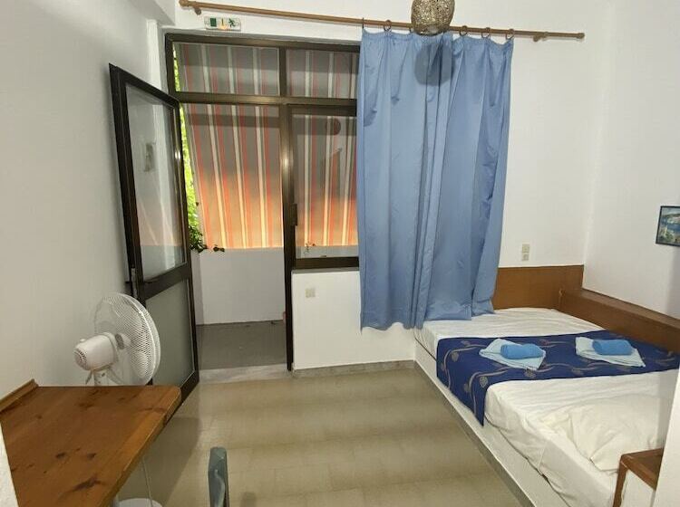 ダブルベッドスタンダードルーム, Oleander S Garden Traditional Cretan Cottage