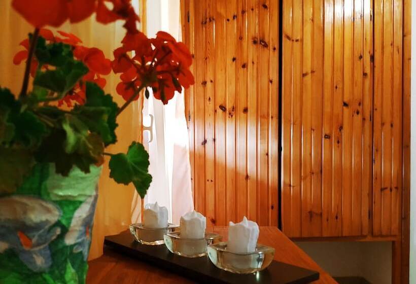 اتاق استاندارد با تخت دوبل, Oleander S Garden Traditional Cretan Cottage