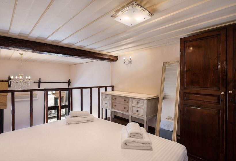 Suíte Familiar, Old Town Suites