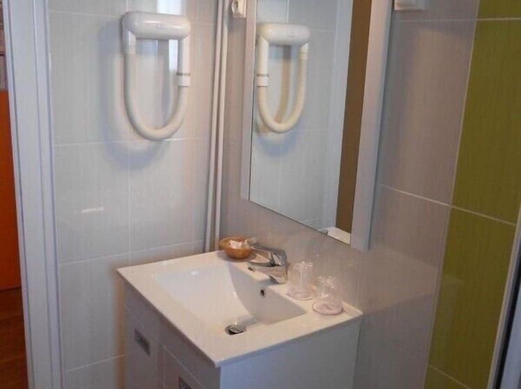 Номер Economy, Beau Rivage