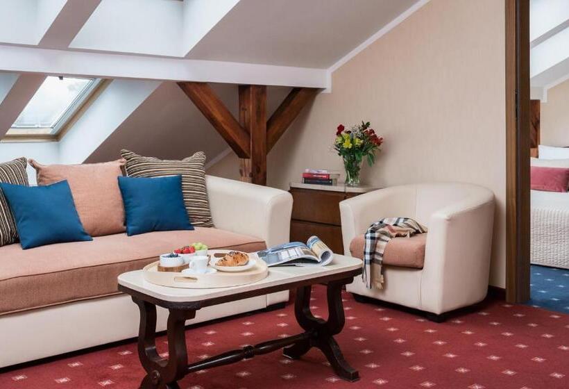 Семейные Апартаменты, Booking Hotel Crown Piast & Spa