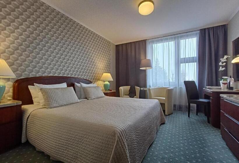 Стандартный Номер Кровать Кинг, Booking Hotel Crown Piast & Spa