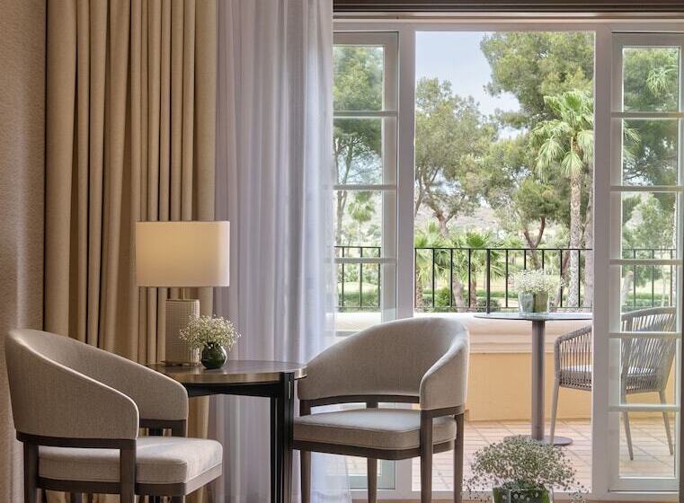 Номер Стандарт с Террасой, Grand Hyatt La Manga Club Golf & Spa