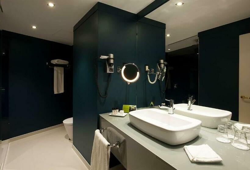 Quarto Familiar, Tivoli Oriente Lisboa