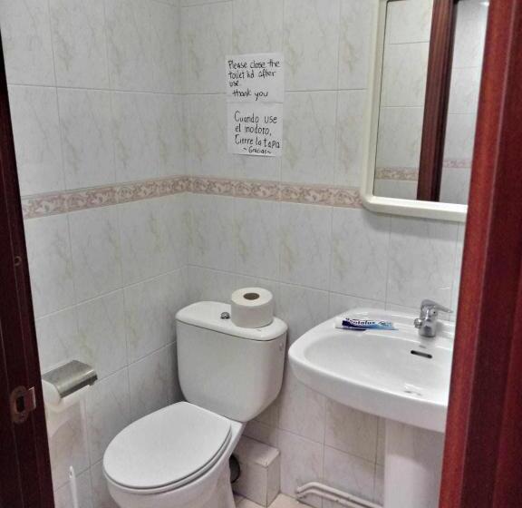 اتاق استاندارد, Residencia 12 Octubre