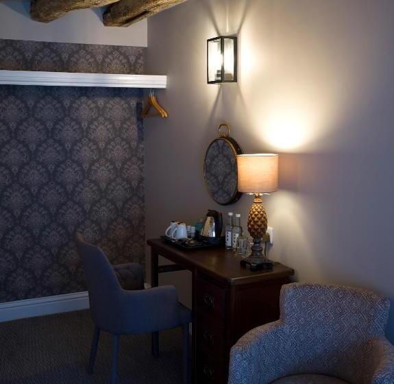 חדר דחוקס עם מיטת קינג, The Merchant S House, Bw Signature Collection