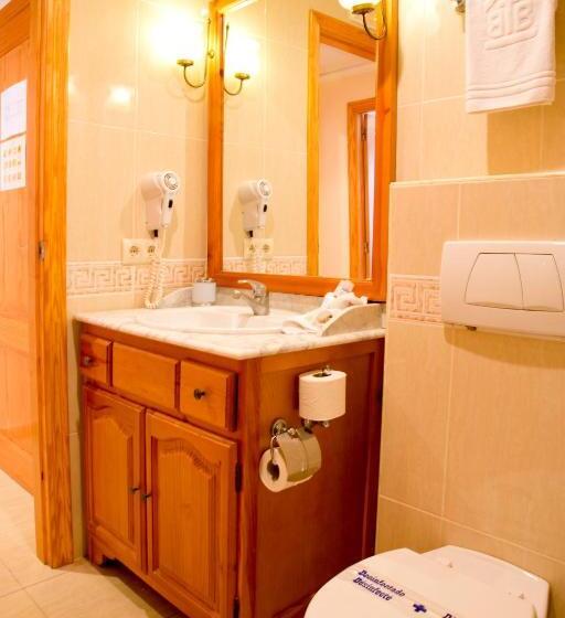 テラスつきの２ベッドルームアパートメント, Aparthotel Bahia Pinosol