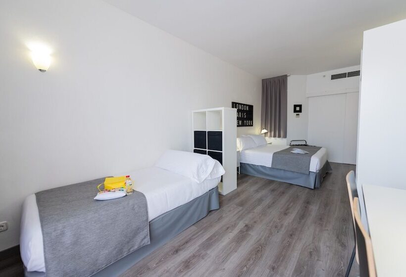 Habitación Cuádruple Estándar, Aparthotel Atenea Calabria