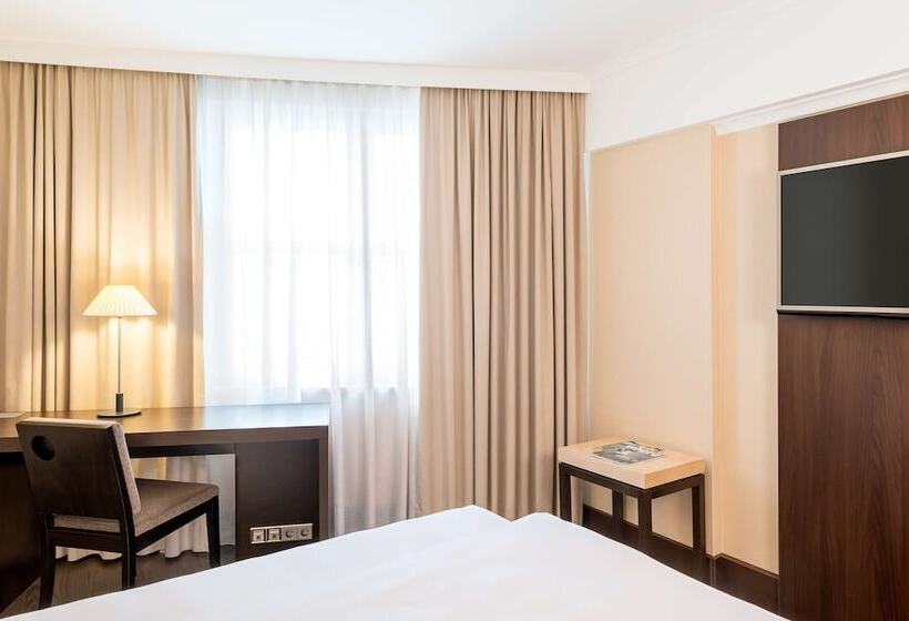 اتاق استاندارد یک نفره, NH Berlin Kurfurstendamm