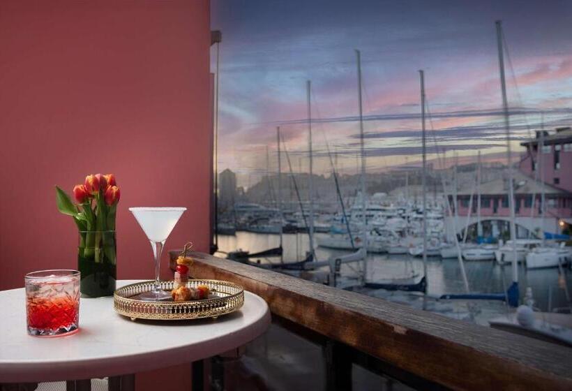 غرفة بريميوم مع إطلالات, NH Collection Genova Marina