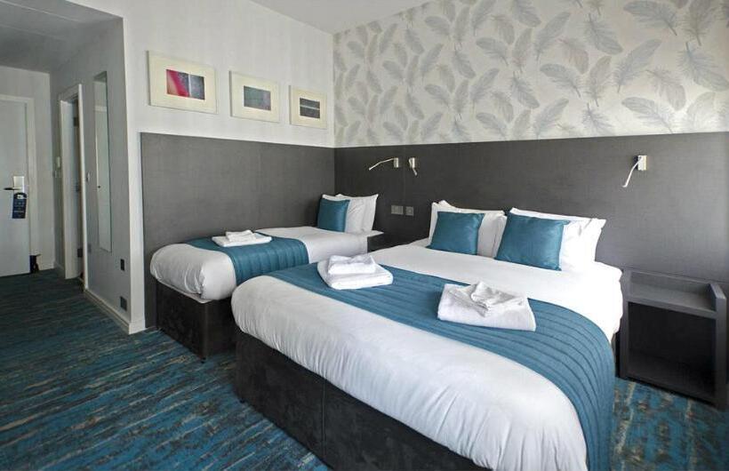 Номер Стандарт Трехместный, K Hotel Kensington