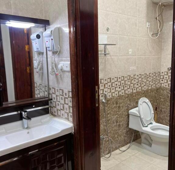 Люкс 2 Спальни, سويت ان العلا للشقق المفروشة الخاصة Sweet In Alula Apartments And Organizing Tours
