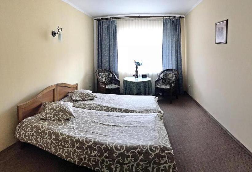 اتاق اکونومی, Geneva Hotel 800 метрів від Mcdonald S