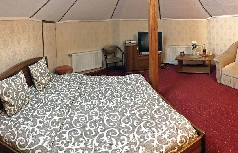 اتاق اکونومی, Geneva Hotel 800 метрів від Mcdonald S
