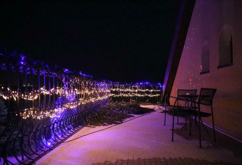 Номер Стандарт с Балконом, Motel Orgován