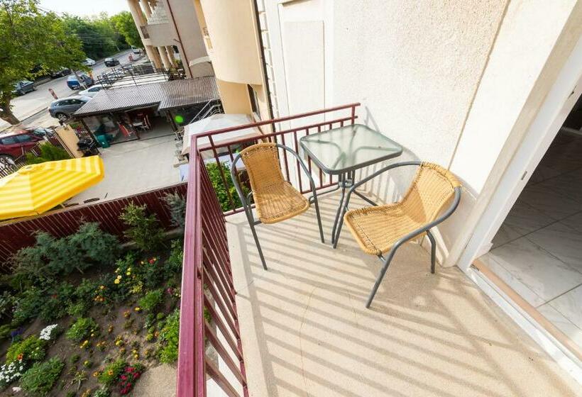 اتاق استاندارد با بالکن, Vila Adriana