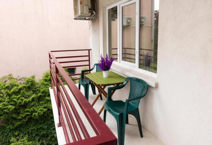 آپارتمان سوپریور 2 خوابه, Vila Adriana