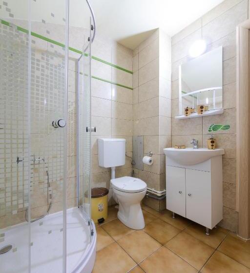 آپارتمان سوپریور 2 خوابه, Vila Adriana