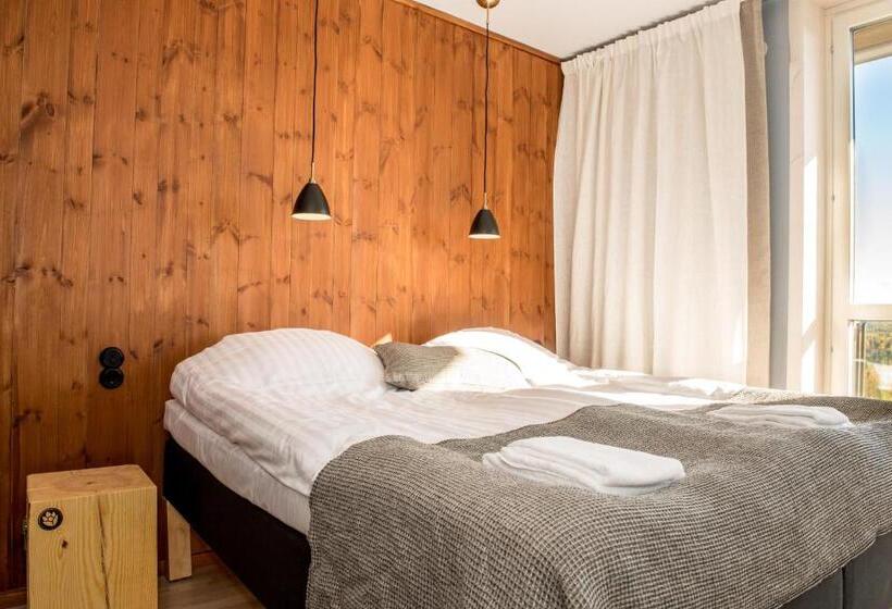 Quarto Familiar Deluxe, Bergshotellet
