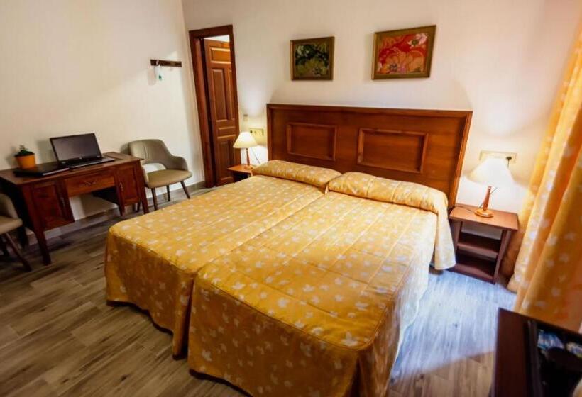 スタンダードルーム, Hostal Loreto
