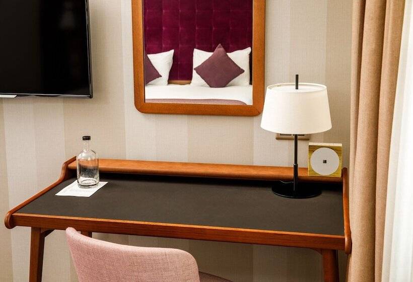 Номер Классика Двуспальная Кровать, Mercure London Bridge