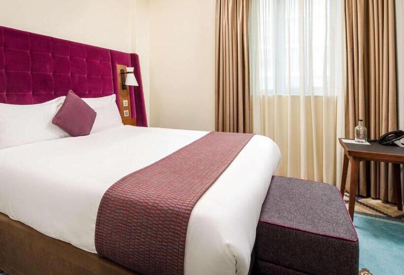 Номер Стандарт, Mercure London Bridge