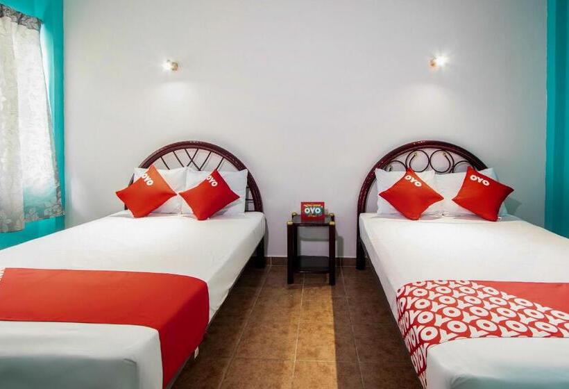 Номер Стандарт, OYO Hotel Estacion,José Cardel,Parque Central Revolución