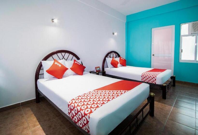 Номер Стандарт, OYO Hotel Estacion,José Cardel,Parque Central Revolución