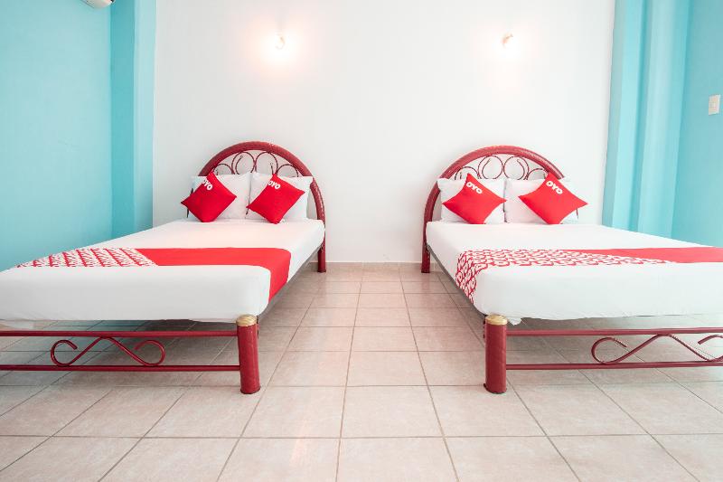 Номер Стандарт, OYO Hotel Estacion,José Cardel,Parque Central Revolución