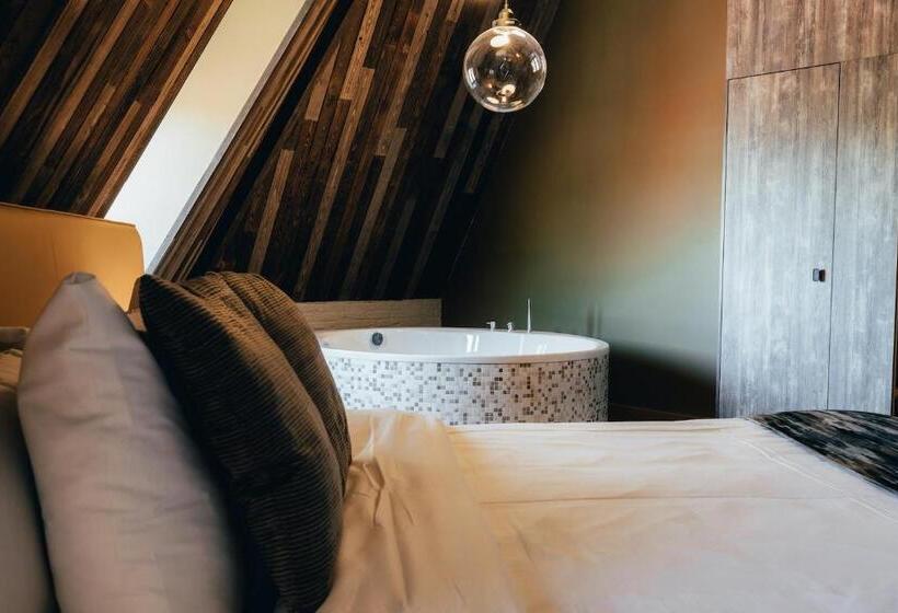 Номер Стандарт с Гидромассажем, Cityhotel Wood